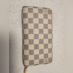 Lv zippy arzu Sold!